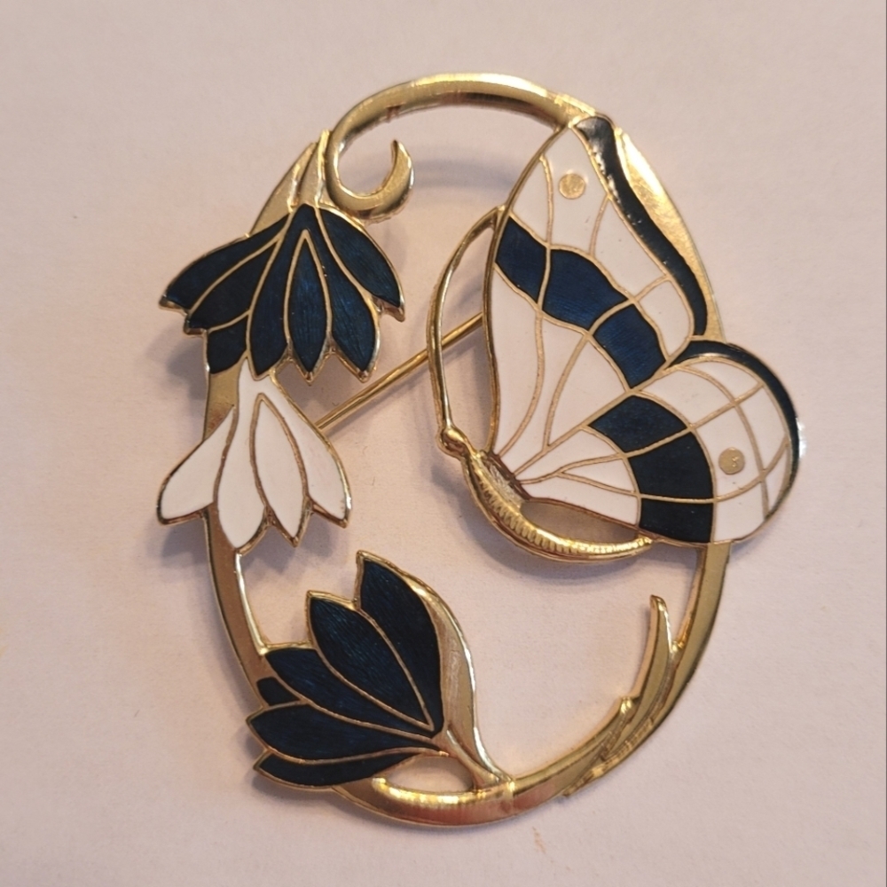 Vintage Gold Tone Enamel Butterfly Floral Oval Brooch Pin Navy Blue White